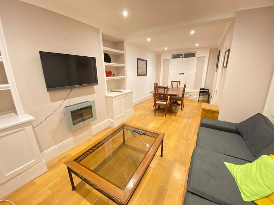 3bed 2bath Poplar Townhouse Hébergement de vacances Londres